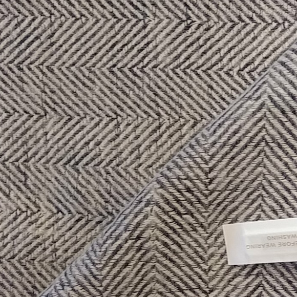 Loft Reversible Windowpane Cape Navy Blue and Grey. - Picture 4 of 5